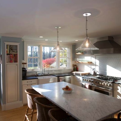 Kitchen range hood